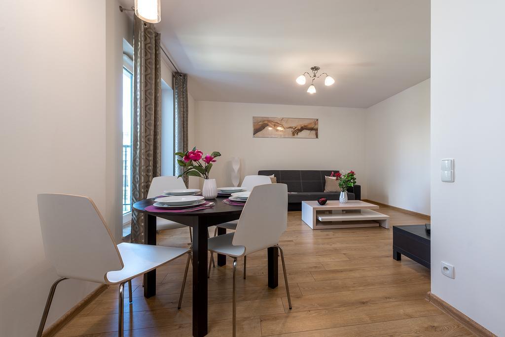 P&O Apartments Wola Tarasy Warszawa Zewnętrze zdjęcie
